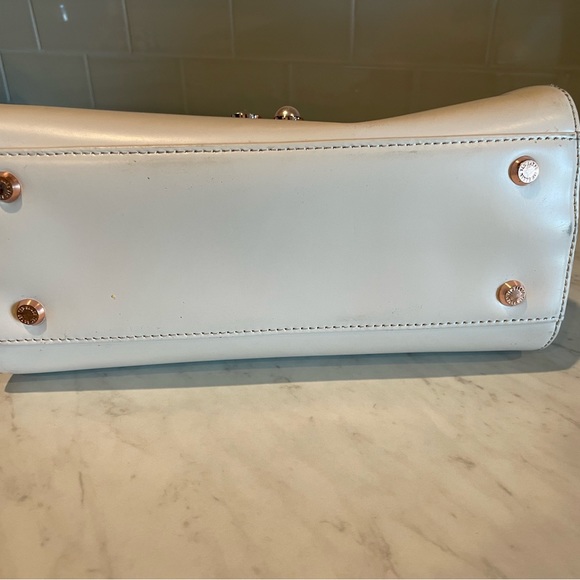 Beautiful like new Ted Baker London light pink purse. - Picture 5 of 10